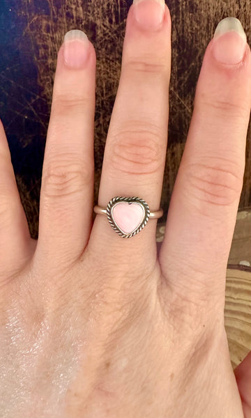 SHELL HEART Pink Conch and Sterling Silver Oval Ring • Adjustable