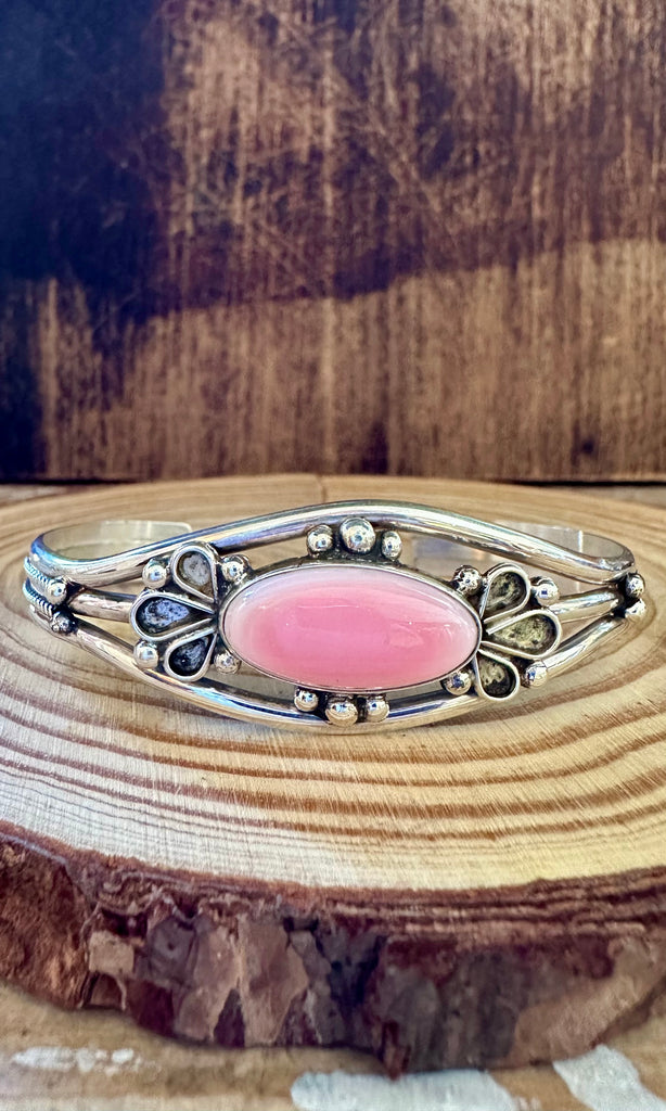 PINK CONCH Shell Queen Sterling Silver Cuff