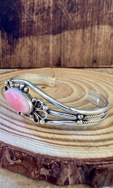 PINK CONCH Shell Queen Sterling Silver Cuff