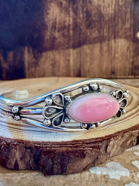 PINK CONCH Shell Queen Sterling Silver Cuff