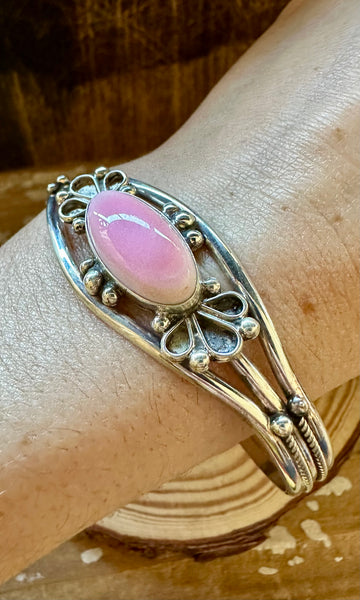 PINK CONCH Shell Queen Sterling Silver Cuff