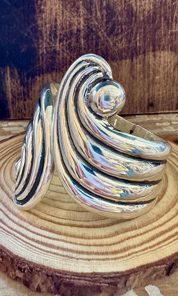 MEXICAN NAVA Sterling Silver Bracelet • 86g