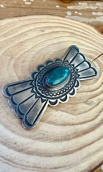 SAND CAST Vintage 70s Sterling Silver & Green Turquoise Brooch