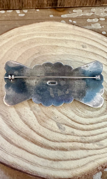 SAND CAST Vintage 70s Sterling Silver & Green Turquoise Brooch