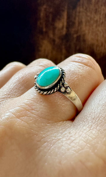 TURQUOISE WONDER Sterling Silver Ring • Size 8 1/2