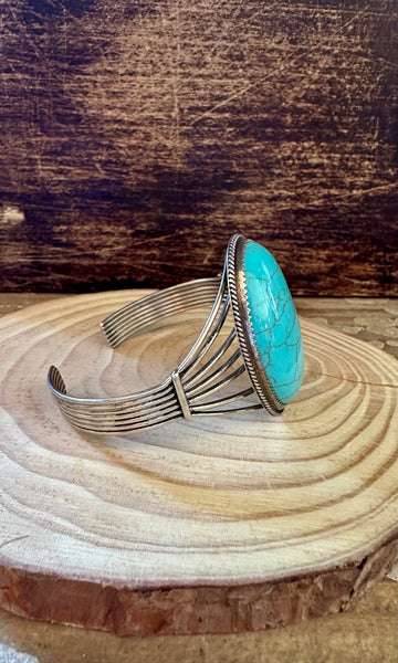 HOWLING BLUE MOON Howlite and Sterling Silver Cuff • 30g