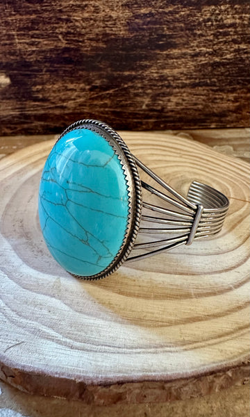 HOWLING BLUE MOON Howlite and Sterling Silver Cuff • 30g