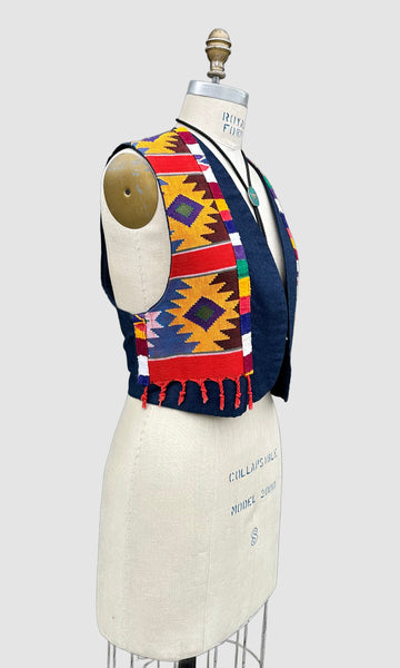 SACO BANANAS by Aria 90s Southwestern Weave Vest • Med/Lg