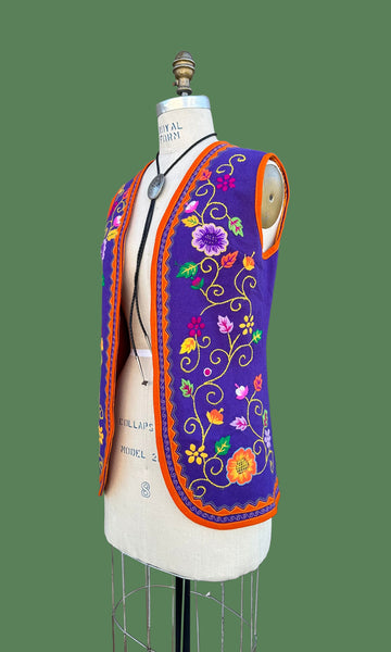 SAKS FIFTH AVENUE 1960s Vintage Wool Flower Vest • Small