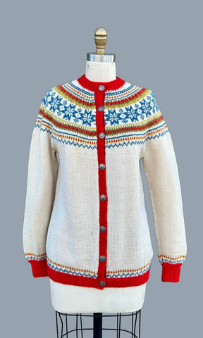VINTAGE HANDKNITTED NORWEGIAN Wool 60s/70s Cardigan Sweater • Medium