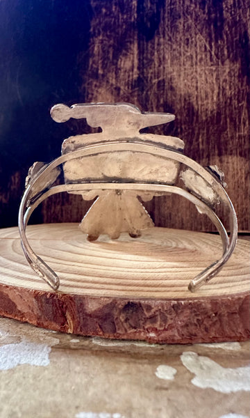 RENEWAL OF LIFE Zuni Peyote Bird Cuff • 36g