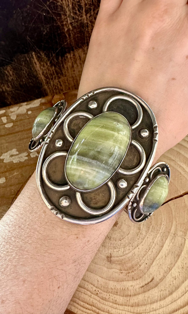 LIZARD JASPER Vintage 70s Silver and Green Cuff • 108g
