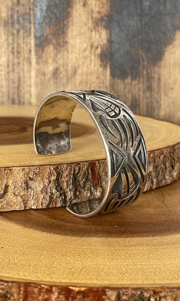 TONY KYASYOUSIE Hopi Bear Claw Overlay Silver Cuff