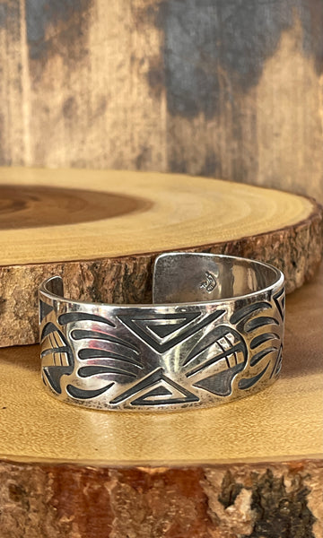 TONY KYASYOUSIE Hopi Bear Claw Overlay Silver Cuff