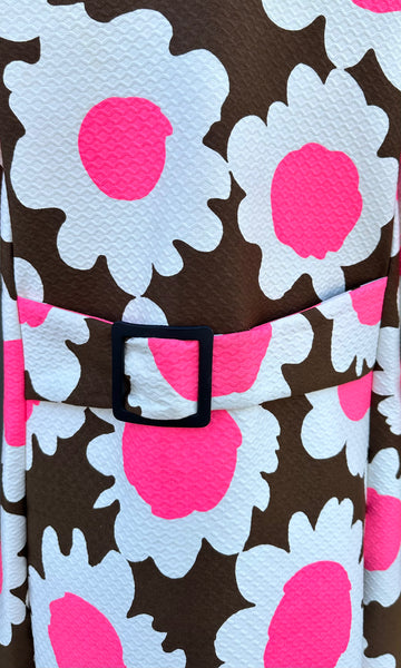 DEADSTOCK Vintage 60s Quilted Flower Coat • Medium