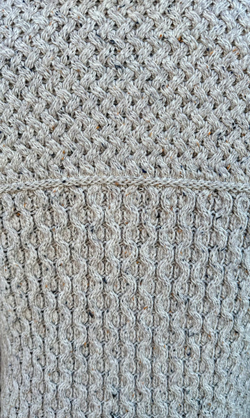 ARAN CRAFTS Fisherman Merino Wool Men's Sweater • Medium