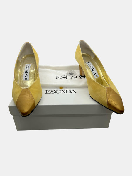 GOLD ESCADA HEELS • Women's size US 6.5