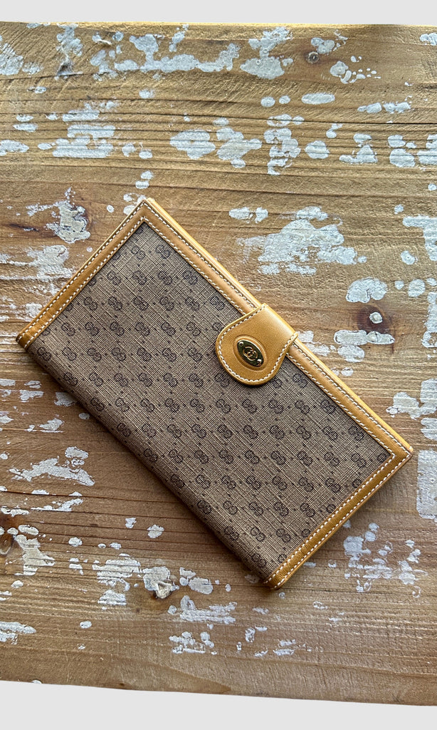 Leather Wallet Embossed Micro Gucci Monogram Brown