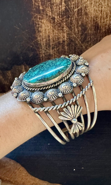 SOUTHWEST CHARMER E Richards Navajo Hogan Beads Silver & Turquoise Cuff