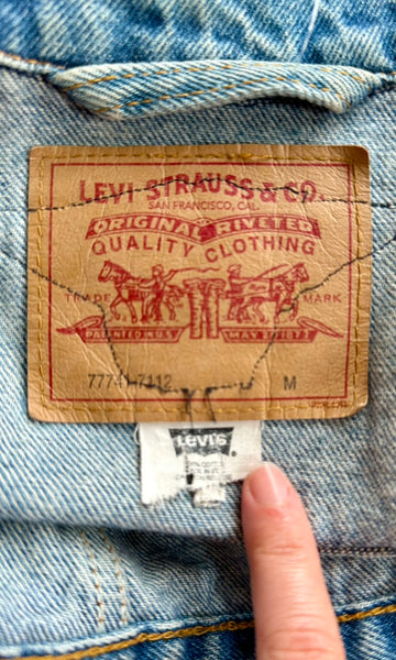 1970s LEVI'S VINTAGE DENIM Jacket • Medium