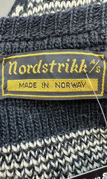 NORDSTRIKK Wool 90s Cardigan Sweater • Size Large