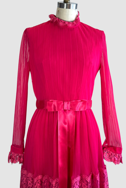 MISS ELLIETTE California 60s Hot Pink Dress w/ Chantilly Lace • Small