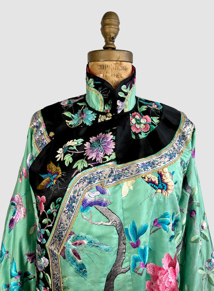 FINE CHINA Antique Embroidered Chinese Robe Coat • Medium