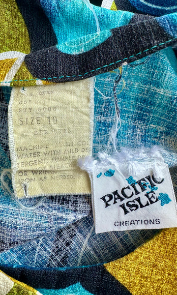 PACIFIC ISLE CREATIONS Vintage 60s Hawaiian Top • Small