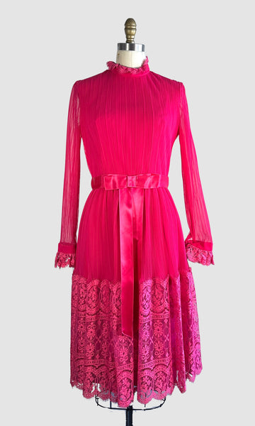 MISS ELLIETTE California 60s Hot Pink Dress w/ Chantilly Lace • Small