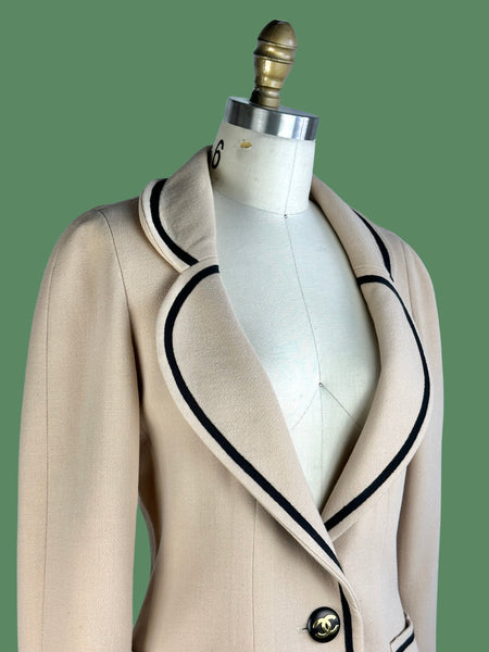 COCO CHANEL Boutique Vintage 90s Ivory Jacket • Small