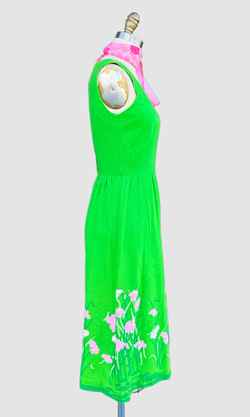 VINTAGE MALIA 70s Floral Dress • Small