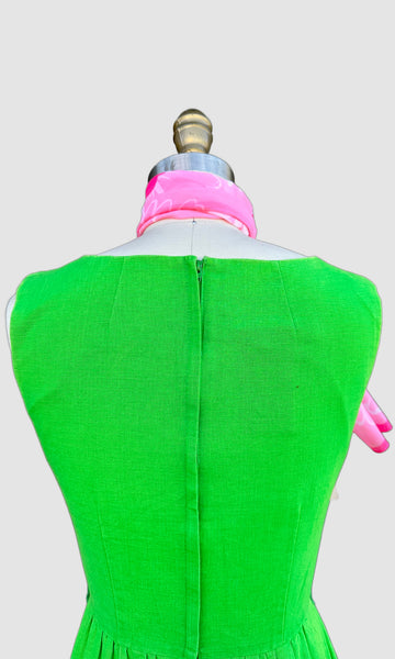 VINTAGE MALIA 70s Floral Dress • Small