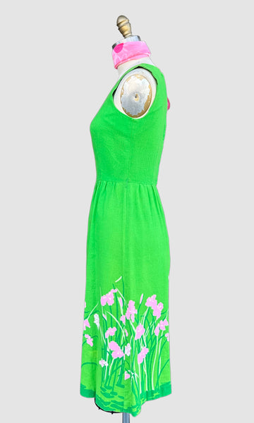 VINTAGE MALIA 70s Floral Dress • Small