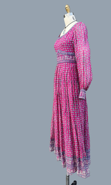 INDIAN LOVE CALL 70s  Floral & Paisley Block Print Dress • Small