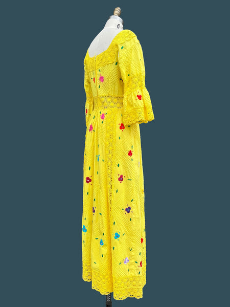 HELLO YELLOW 70s Mexican Oaxacan Embroidered Dress • Medium
