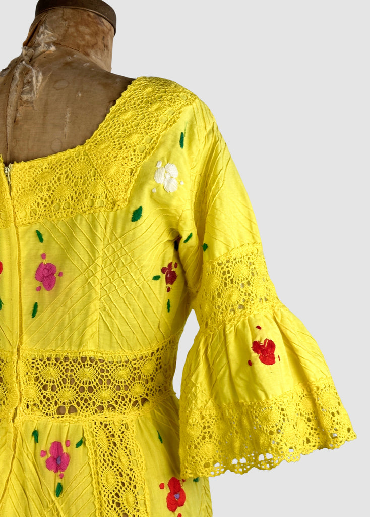HELLO YELLOW 70s Mexican Oaxacan Embroidered Dress Medium Love Street Vintage HELLO YELLOW 70s Mexican Oaxacan Embroidered Dress Medium Love Street Vintage