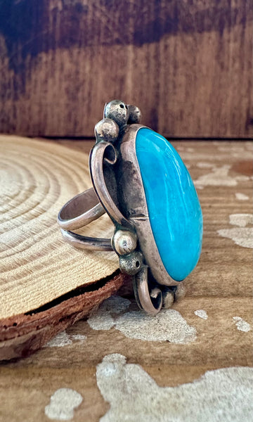 BIG BLUE VINTAGE 70s Turquoise & Sterling Silver Ring • Size 5 1/4
