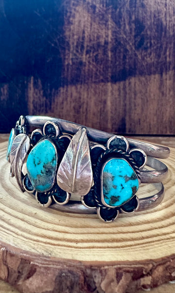 70s FLOWER APPLIQUE Turquoise & Sterling Silver Cuff • 52g