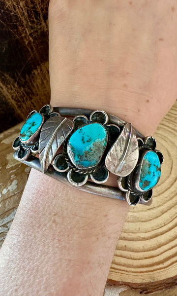 70s FLOWER APPLIQUE Turquoise & Sterling Silver Cuff • 52g