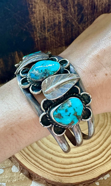 70s FLOWER APPLIQUE Turquoise & Sterling Silver Cuff • 52g