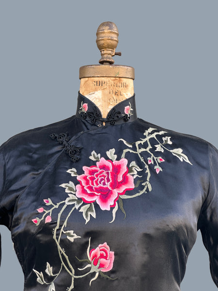 SATIN ROSE 40s Silk Embroidered Qipao Cheongsam • Medium