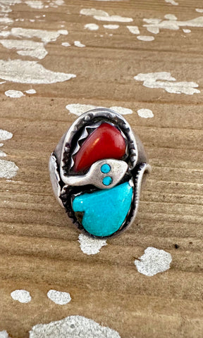 SNAKE EYES 60s/70s Vintage Zuni Turquoise & Coral Ring • Size 10