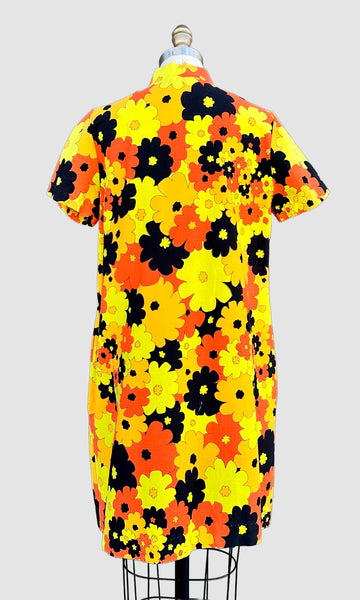 JOSEPH MAGNIN Vintage 60s Dress • Medium