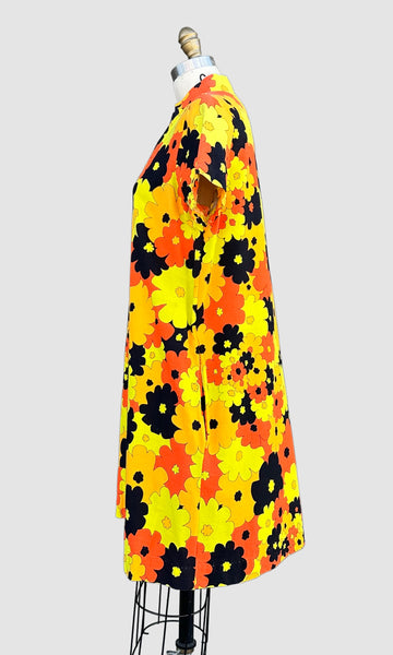 JOSEPH MAGNIN Vintage 60s Dress • Medium
