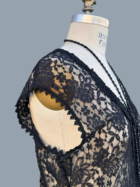 THE LADY ASHLEY COLLECTION 90s does 20s Chantilly Lace Dress • Large