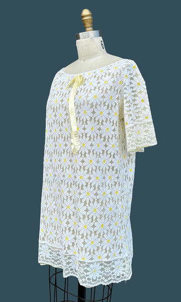 ARISTOCRAFT Vintage 60s Daisy Dress • Medium