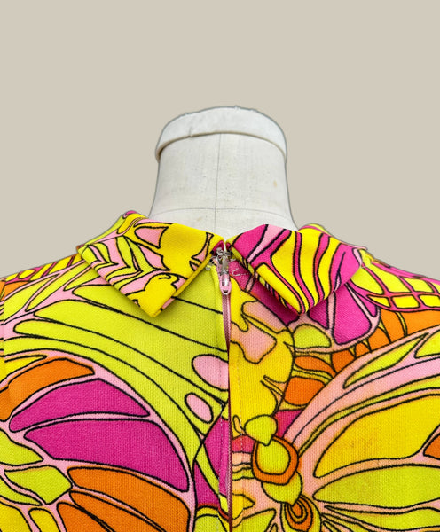 PSYCHEDELIC BUTTERFLY Vintage 60s Top • Sm. to Med.