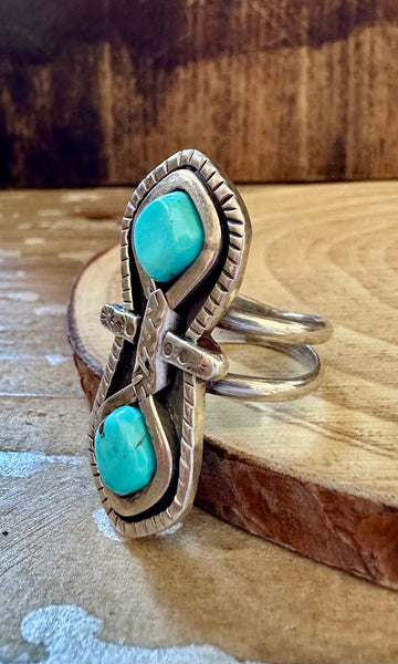 DOUBLE TROUBLE VINTAGE Turquoise & Sterling Silver Ring • Size 10 1/4