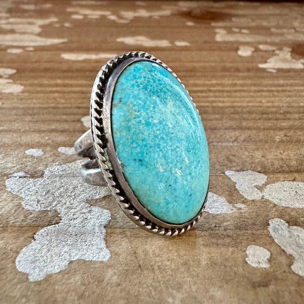 EGGCELLENT TURQUOISE Large Sterling Silver & Turquoise Ring • Size 7 1/4