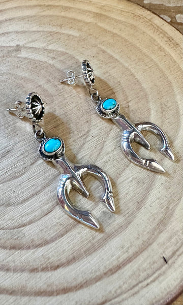 GARY SHORTY HORSESHOE Kingman Turquoise & Sterling Silver Stud Earrings